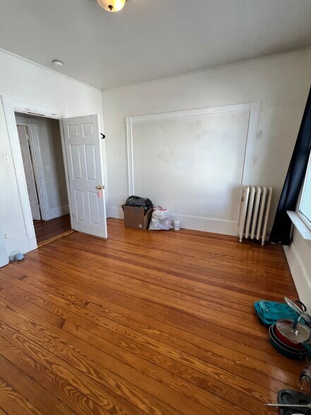 Building Photo - 95 Belmont St