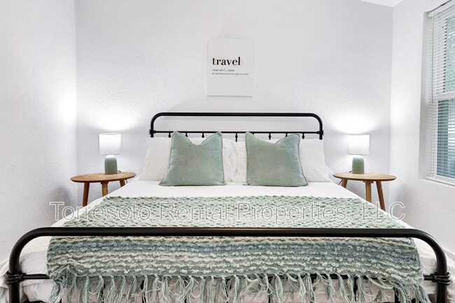 Building Photo - 226 Porter St