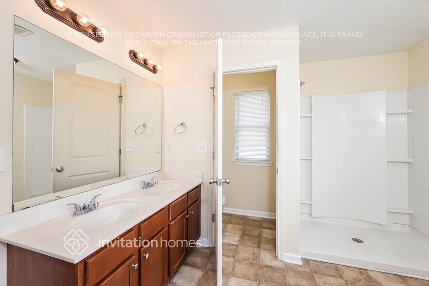 Building Photo - 4312 Violet Way Ct