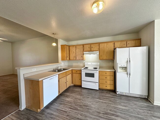 Building Photo - 3803 El Paso Dr