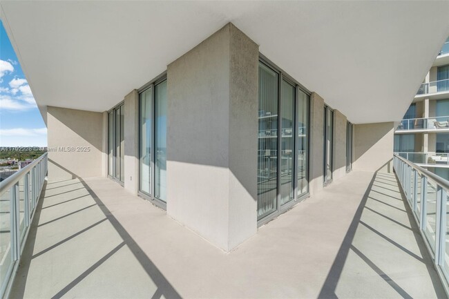 Building Photo - 3470 E Coast Ave