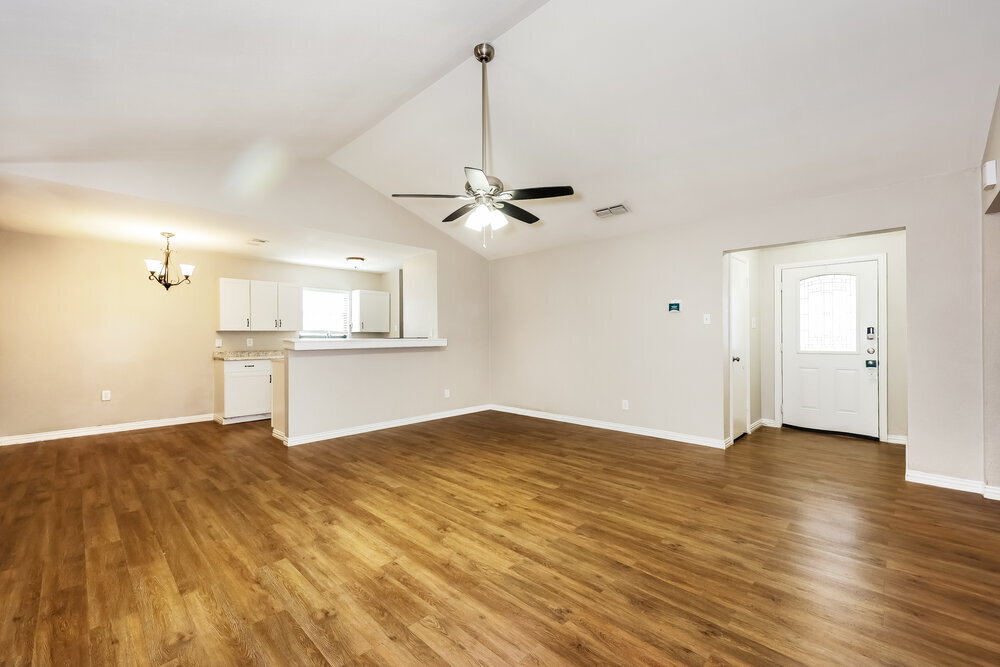 Building Photo - 1108 N Knowles Dr