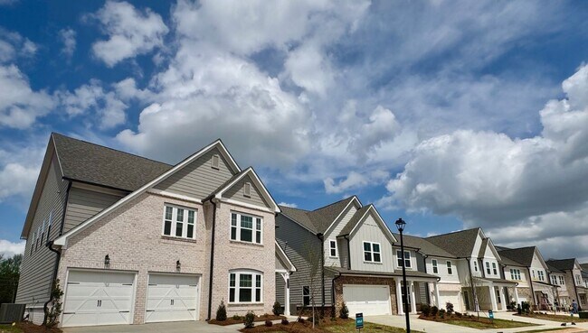 Building Photo - 5413 Hardgrove Wy