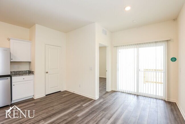 Building Photo - 5246 Dawn Break