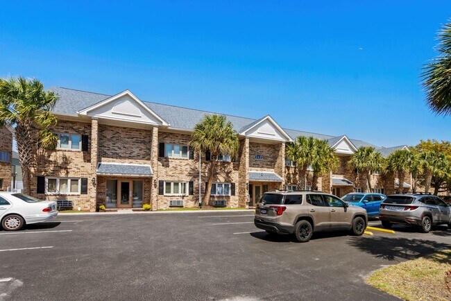 Building Photo - All Inclusive Seasonal Rental in Grand Pal...