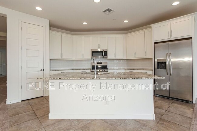 Building Photo - 12431 W Via Caballo Blanco