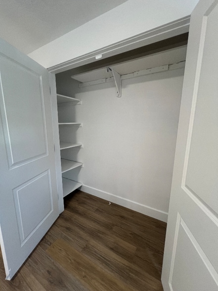 Building Photo - 3038 Red Fox Dr