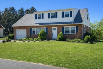 Building Photo - Spacious 4-Bedroom Home Located on a Quiet Street in Manheim Township!