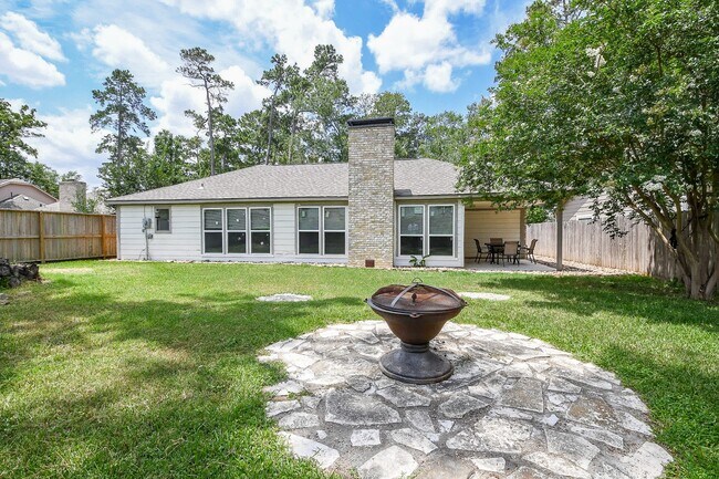Building Photo - 19522 Dianeshire Dr