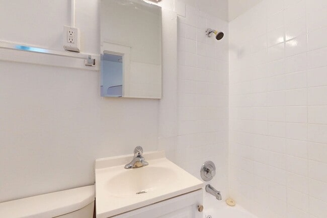 Floorplan - 5474-5480 S. Hyde Park Boulevard