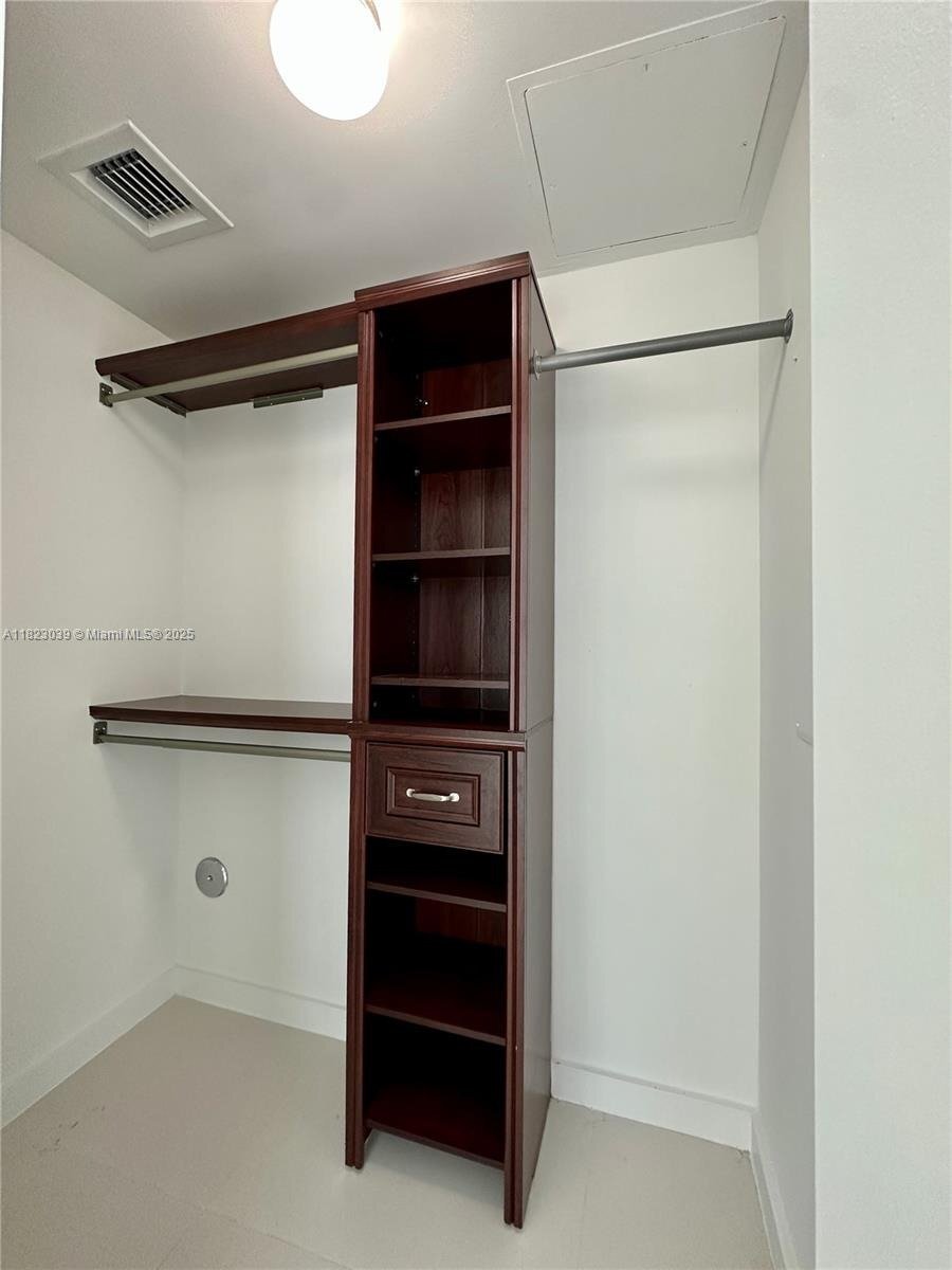 Building Photo - 1300 S Miami Ave