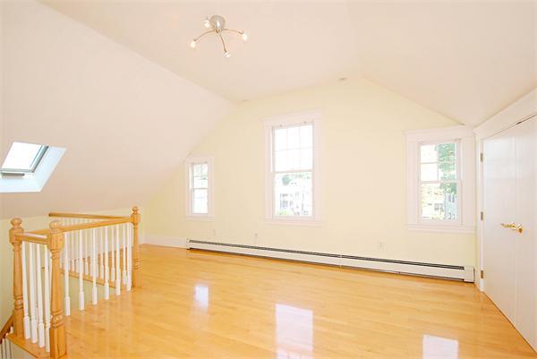 Building Photo - 111 Fayerweather St