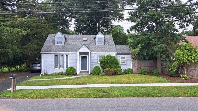 Primary Photo - 914 S Pine Creek Rd