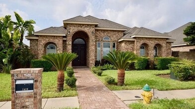 Building Photo - 20 West Dr