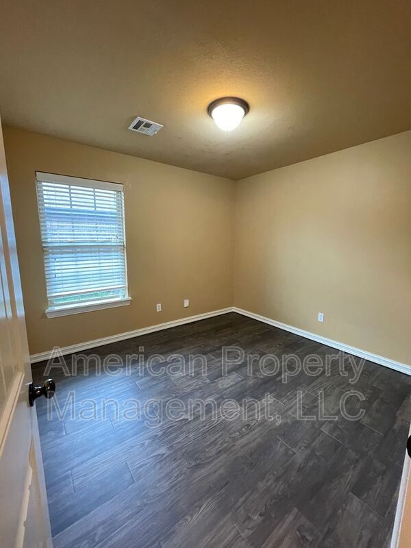 Building Photo - 13046 E 133rd Pl N