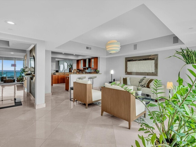 Building Photo - 1600 S Ocean Blvd