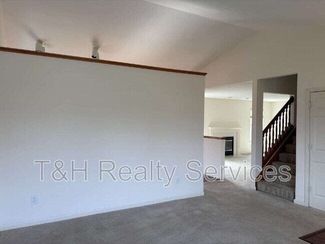 Building Photo - 4209 Manasota Ct