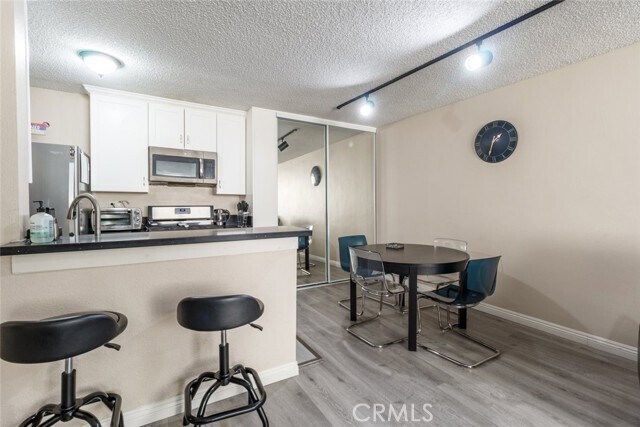 Building Photo - 421 La Fayette Park Pl
