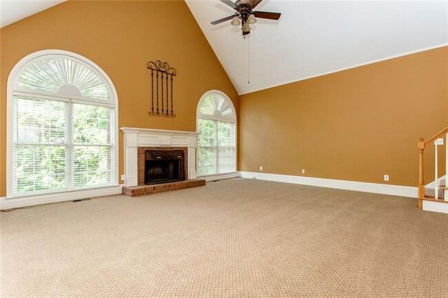Building Photo - 5020 Greatwood Ln