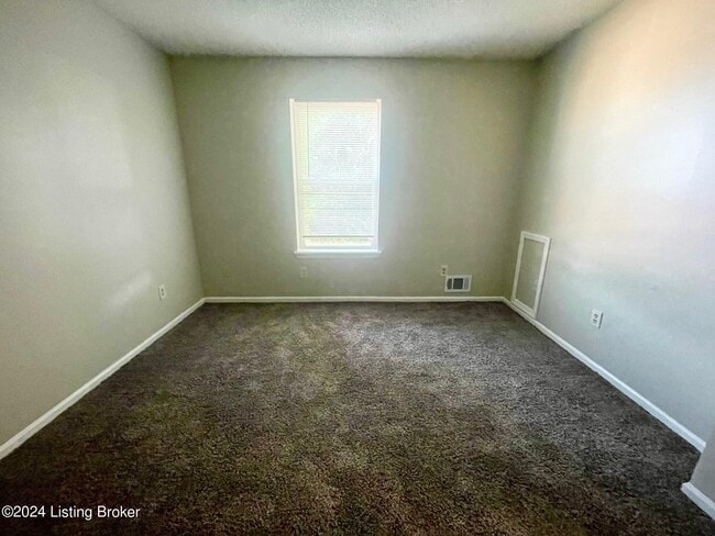 Building Photo - 544 Fox Chase Ct