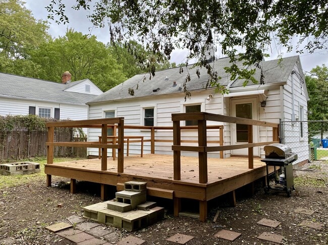 Building Photo - 3905 Pendergrass St