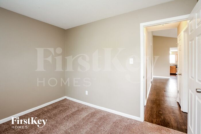 Building Photo - 6342 Hazelhatch Dr