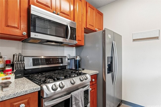 Building Photo - 91-271 Hanapouli Circle Unit 14
