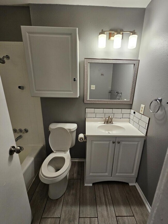 Building Photo - 2708 Windswept Cove