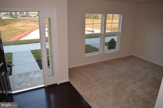 Building Photo - 8932 Dahlgren Ridge Rd