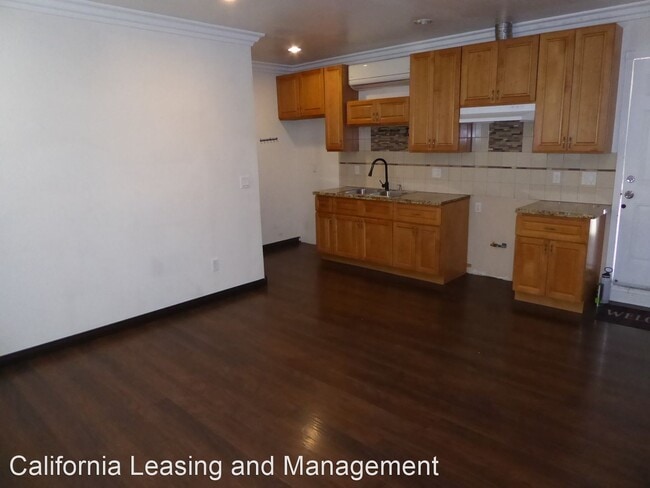 Building Photo - 5 br, 3.5 bath House - 27544 Bernina Avenue