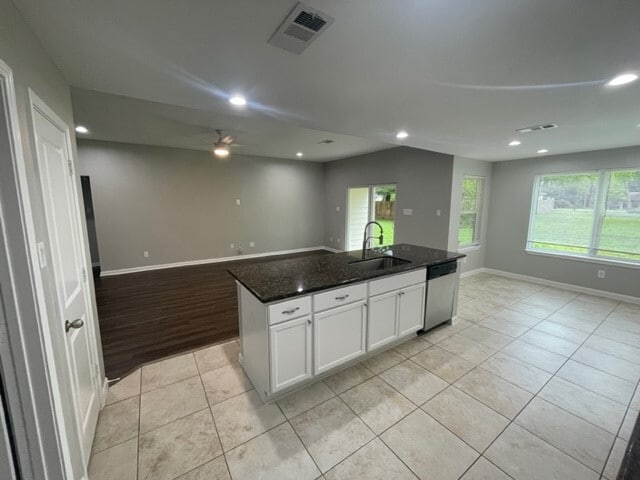 Building Photo - 604 W Willis St