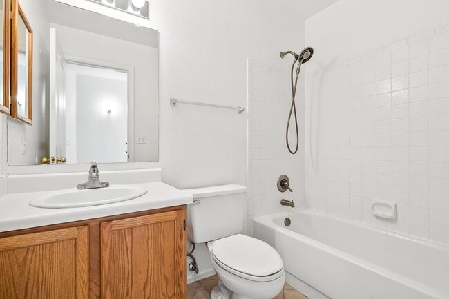 Building Photo - 8080 N Tackroom Ln