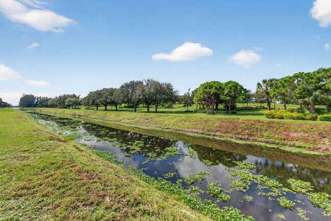 Building Photo - 7976 Monarch Ct