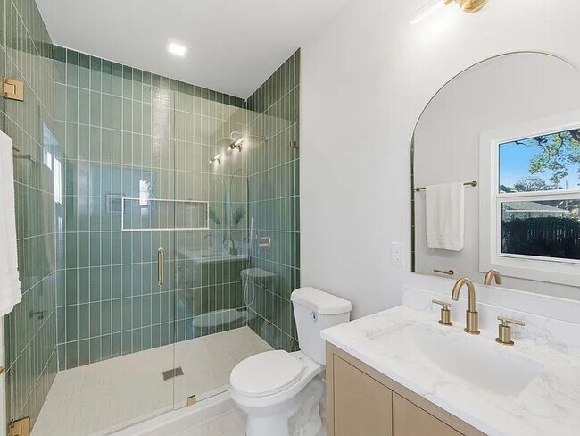 Building Photo - Fully Remodeled Tampa Heights Bungalow | Brand New Luxury Living Near Downtown Tampa!