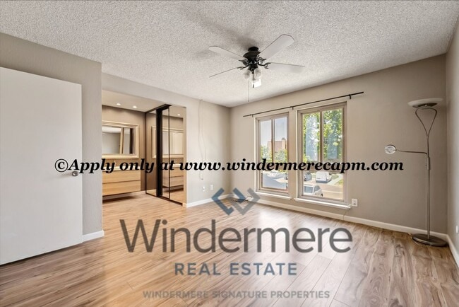 Building Photo - Easy Living in a Cozy West Sac Community!