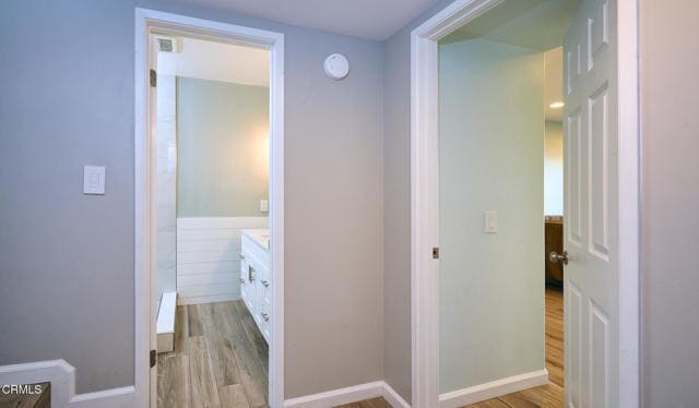Building Photo - 886 Winding Way Dr