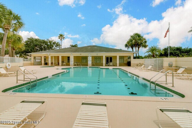 Building Photo - 2324 Addington Cir