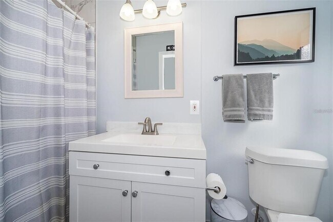 Building Photo - 814 Malone Dr