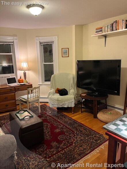 Building Photo - 213 Highland Ave