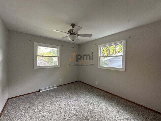 Building Photo - 3621 Windsor Rd