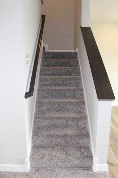 Stairs - 7558 38th St N