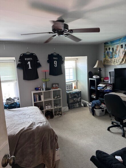 Bedroom - 124 Lacey St