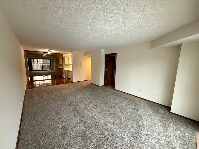 Building Photo - 121 Washington Ave S