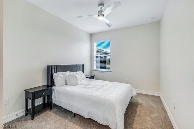 Building Photo - 421 Coral Reef Pl