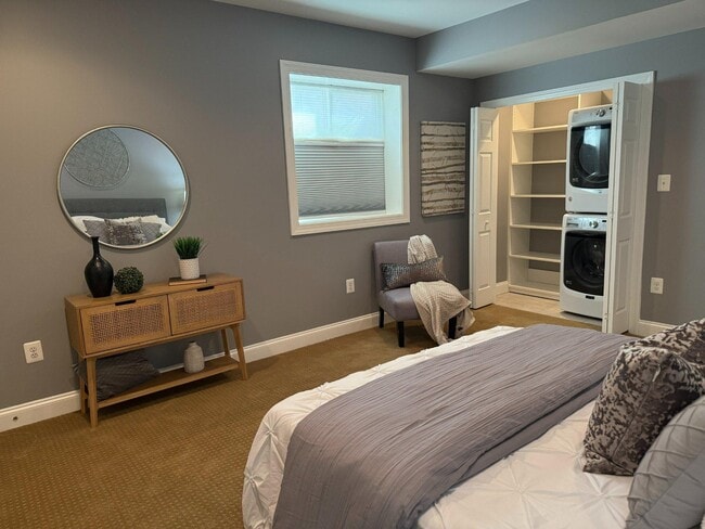 Building Photo - 2530 Transom Pl