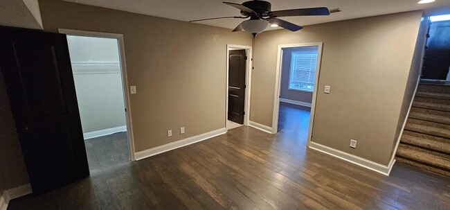 Building Photo - 708 Banister Dr