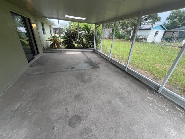 Building Photo - 12228 Elmore Dr