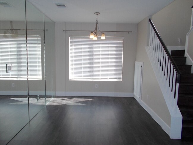 Building Photo - Desirable Move-In Ready Home with Loft, Fireplace & Oversized Garage
