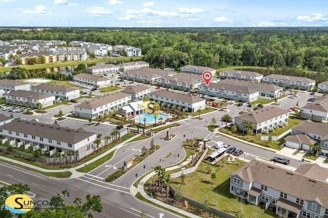 Building Photo - 8318 Zenith Cir