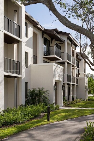 Building Photo - 1874 Heron Club Dr